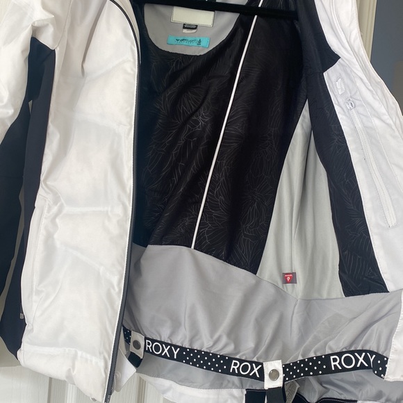 ROXY WOMEN’S Snow Storm Insulated Jacket Small - Picture 4 of 13